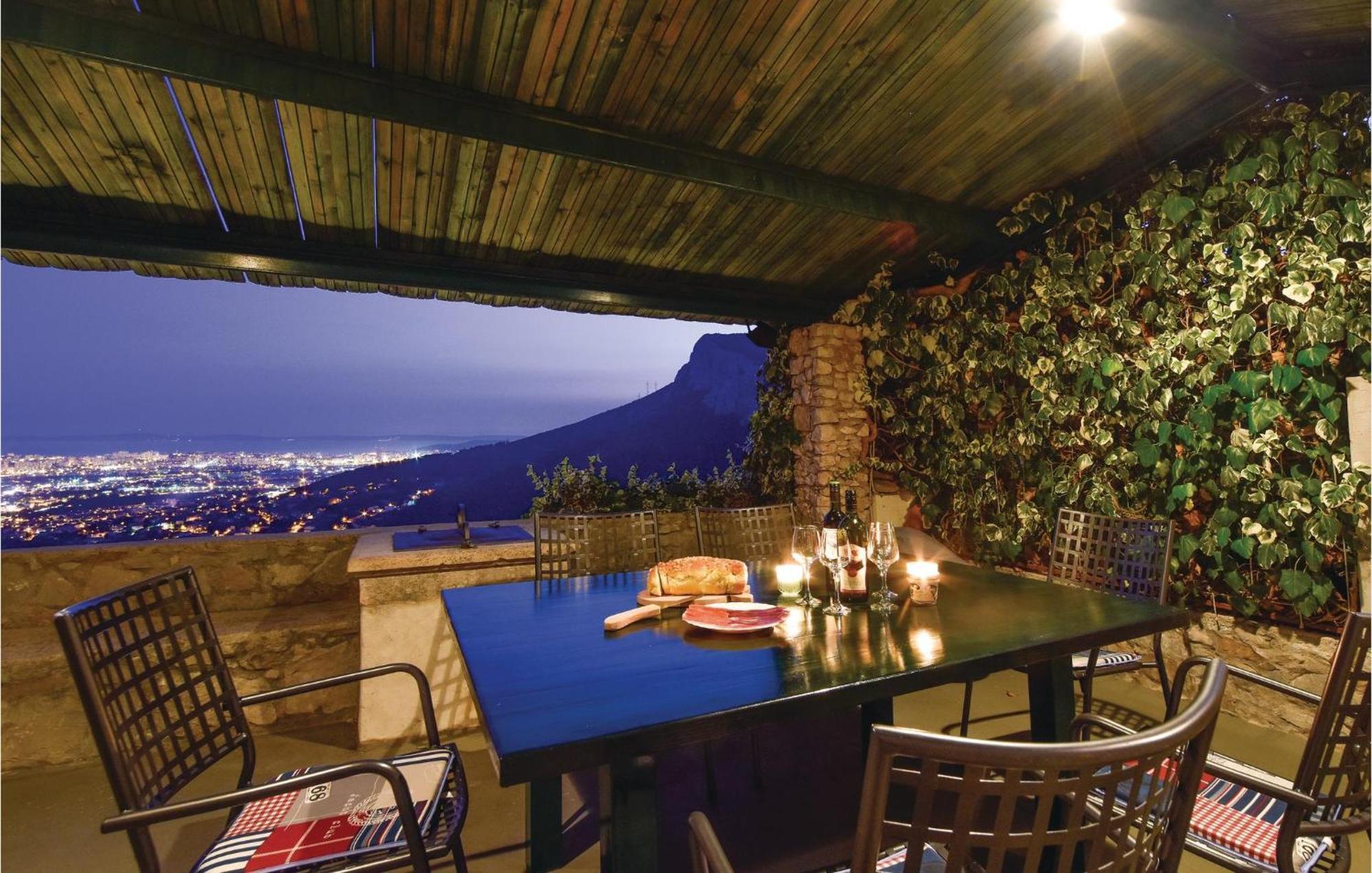 Gorgeous Home In Klis With Wifi Bobani Buitenkant foto