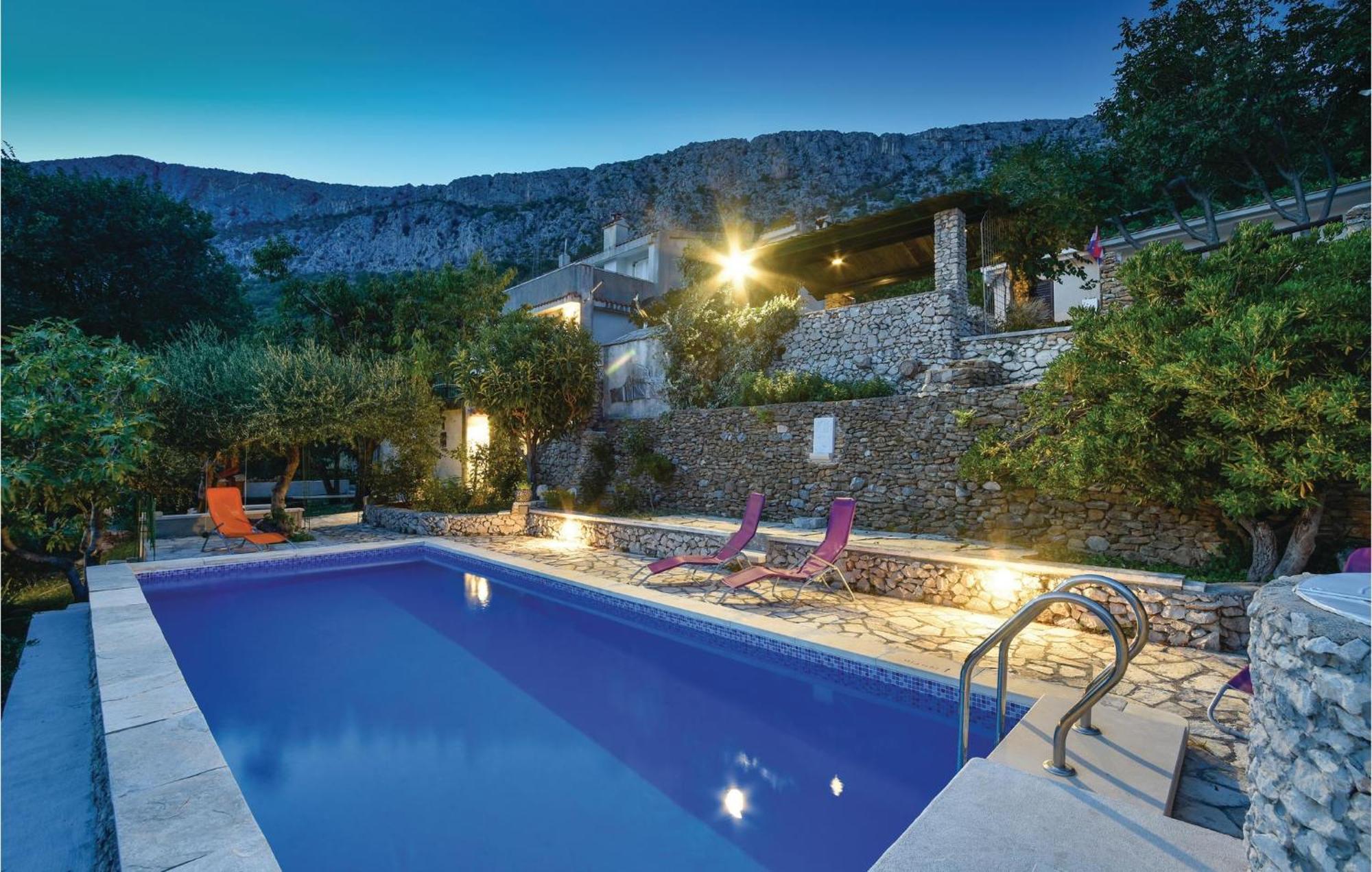 Gorgeous Home In Klis With Wifi Bobani Buitenkant foto